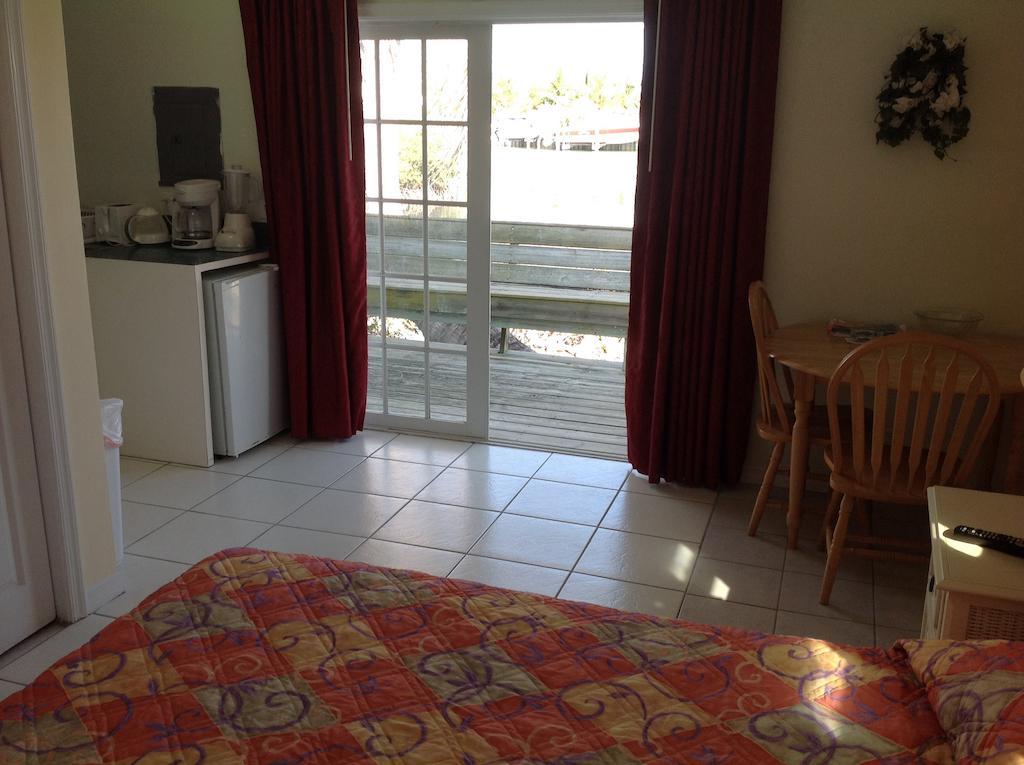 Pelican Beach Villas Marsh Limanı Dış mekan fotoğraf